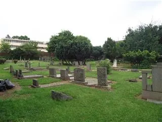 8th Ave Cemetary