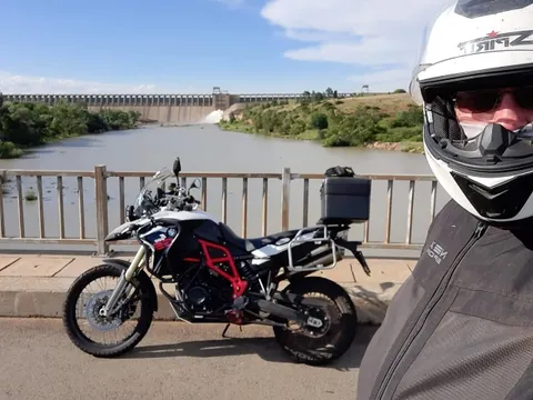 Vaal dam wall